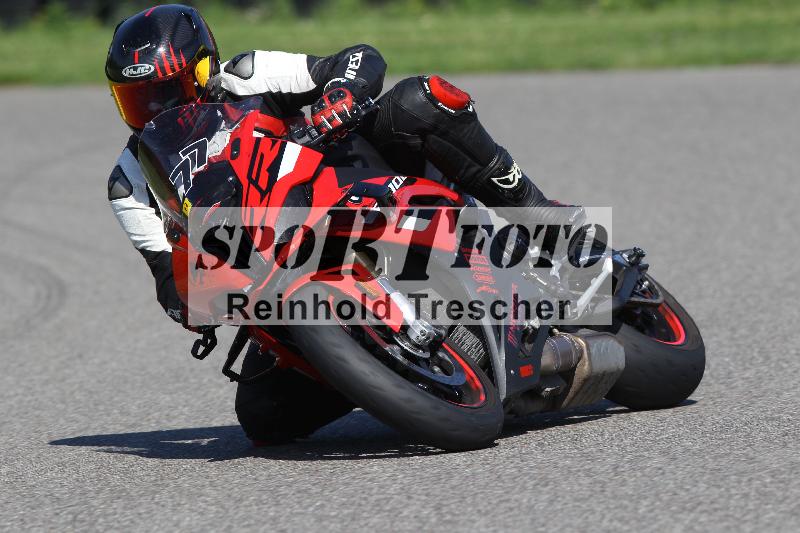 /13 01.05.2025 Speer Racing ADR/Gruppe gelb/77